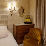 Boutique Saint-louis Hotel