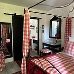 Boutique Saint-louis Hotel 3*