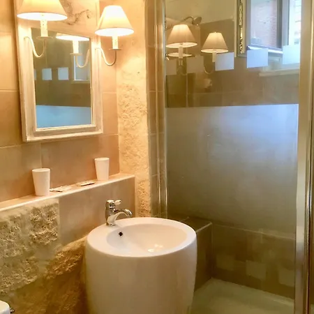 Hotel Saint Louis Et Lisieux