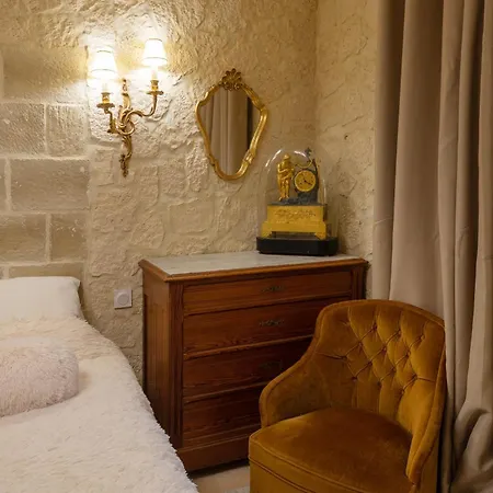 Boutique Saint-louis Hotel