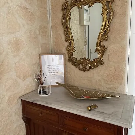 Boutique Saint-louis Hotel