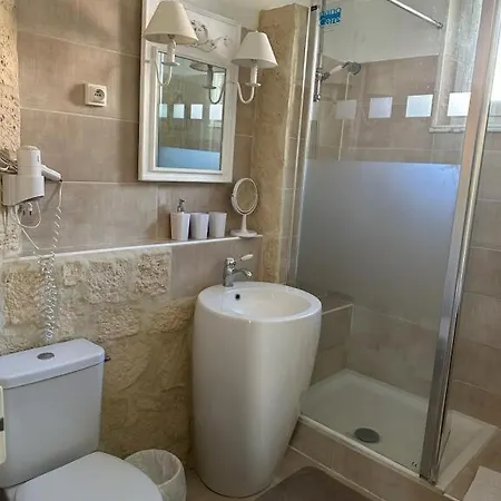 Hotel Saint Louis Et Lisieux