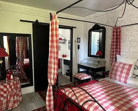 Boutique Saint-louis Hotel 3*