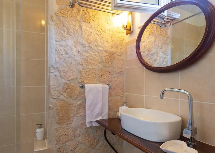 Boutique Saint-louis Hotel 3*