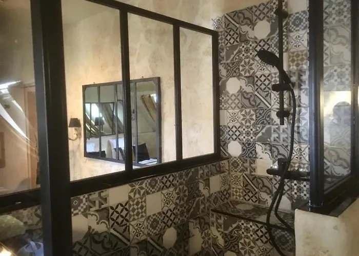 Hotel Boutique Saint-louis 3*